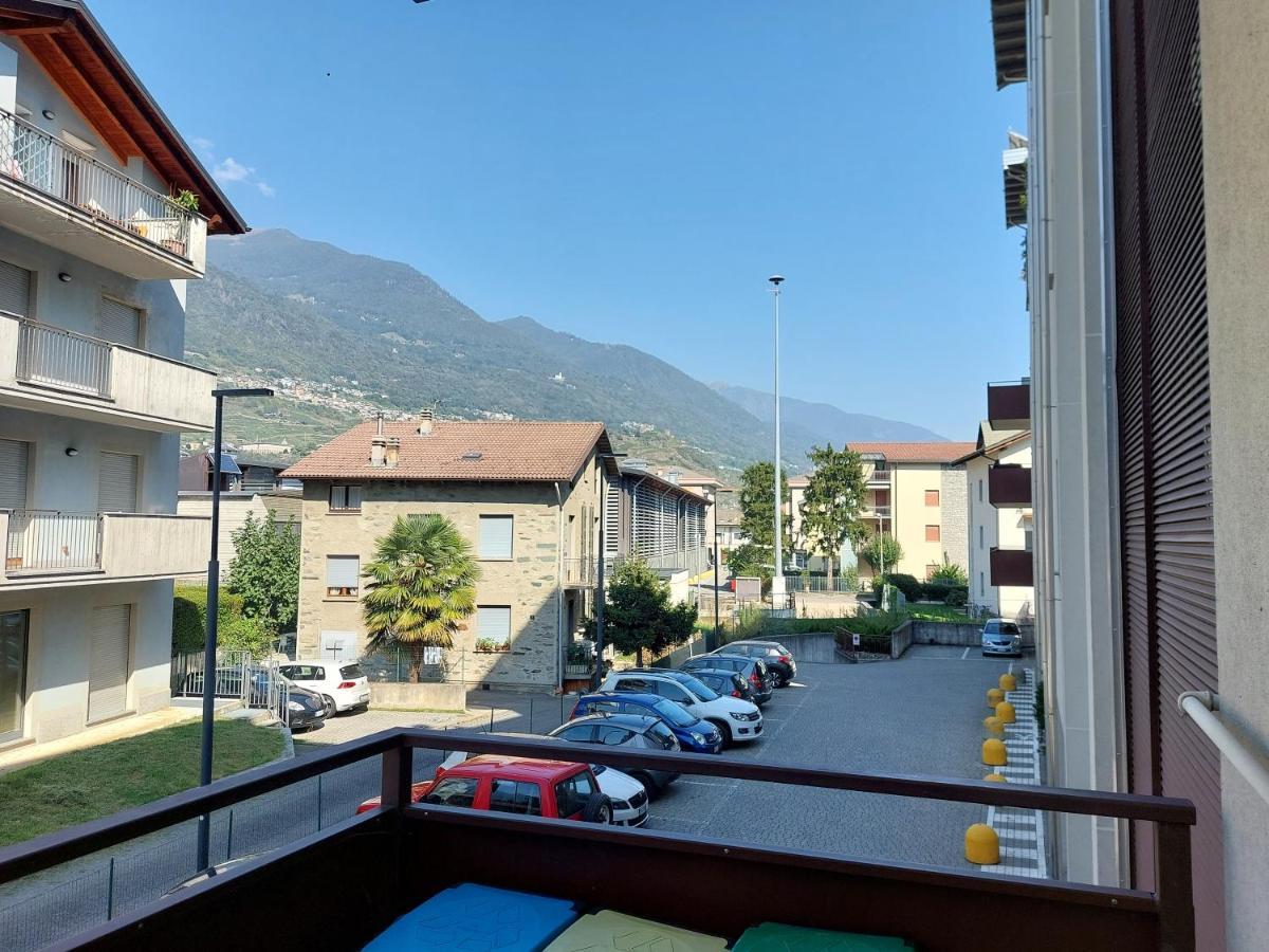 Ferienwohnung Bilocale Luminoso, Ottima Posizione Sondrio Exterior foto