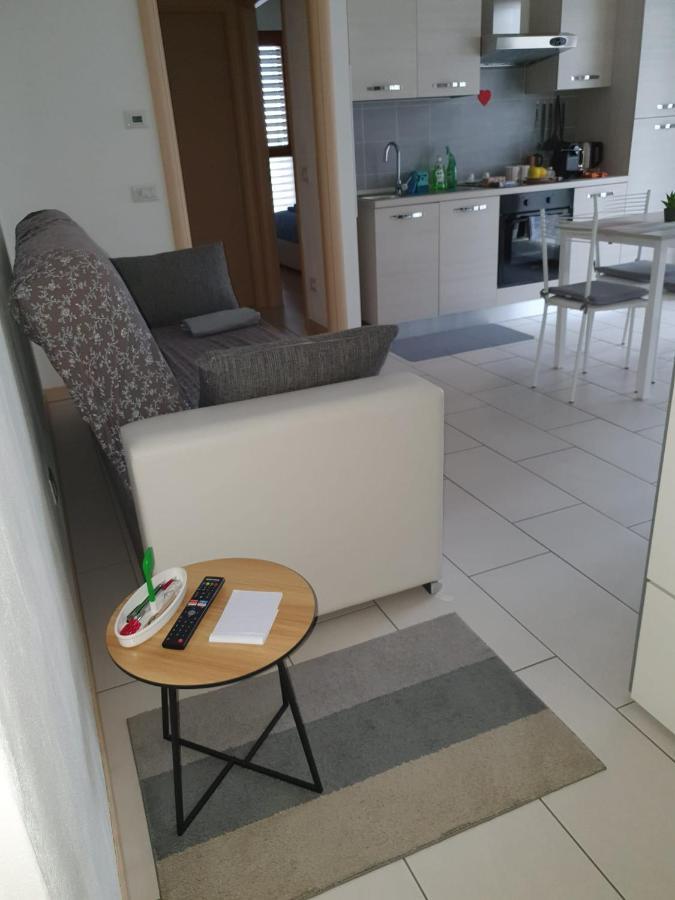 Ferienwohnung Bilocale Luminoso, Ottima Posizione Sondrio Exterior foto